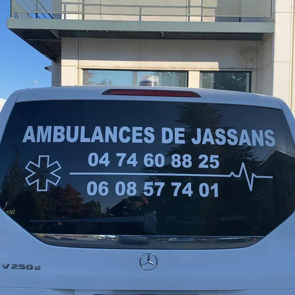 transport médicalisé en ambulance près de Massieux