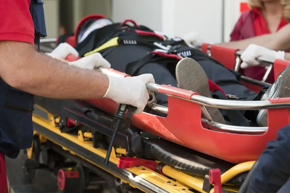 ambulancier près de Massieux